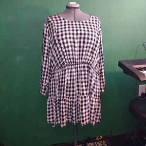Black White Buffalo Plaid Gingham Tunic Long Sleeve Maternity Top